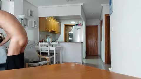 isi99999 online show from 21, 4, 2026