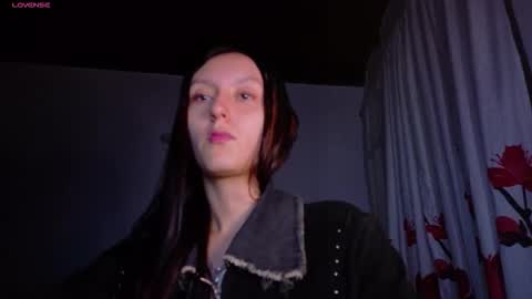 Snapshot of isis1012 chatting on 15, 2, 2026 isa online show from 15, 2, 2026