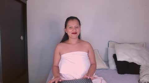 Isis  online show from 6, 1, 2025