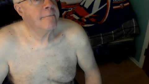 Snapshot of islesman22 chatting on 1, 7, 2026 islesman22 online show from 1, 7, 2026