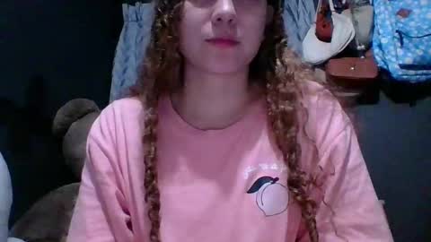 Snapshot of issa30213 chatting on 14, 10, 2025 Issa online show from 14, 10, 2025