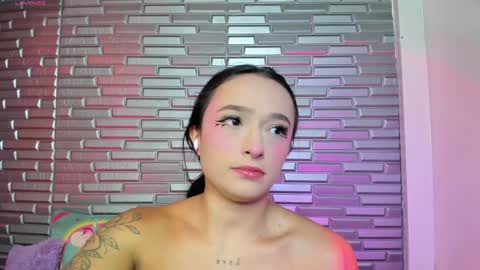 I S S A B E L A Igissaa ax    Xlittleissa  online show from 3, 12, 2024