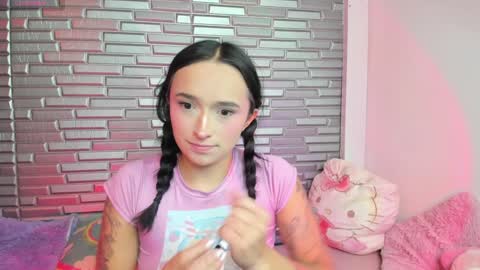 I S S A B E L A Igissaa ax    Xlittleissa  online show from 12, 12, 2024