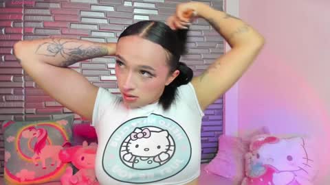 I S S A B E L A Igissaa ax    Xlittleissa  online show from 21, 1, 2025