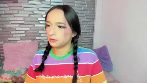 I S S A B E L A Igissaa ax    Xlittleissa  online show from 20, 2, 2025