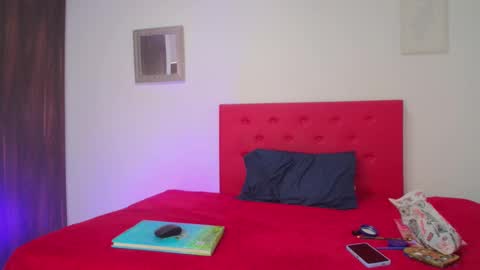 Snapshot of issa_kitty chatting on 6, 12, 2024 issa_kitty online show from 6, 12, 2024