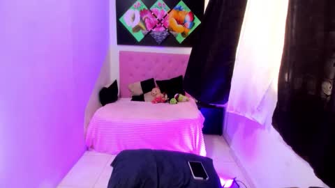 issa_kitty online show from 21, 11, 2025