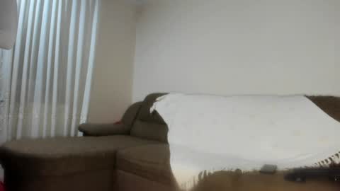 Issabelle online show from 30, 1, 2025