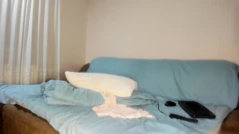 Issabelle online show from 1, 2, 2025