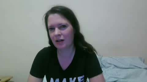 issamayy333 online show from 15, 10, 2025