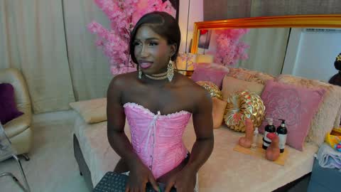 Iseey online show from 25, 12, 2024