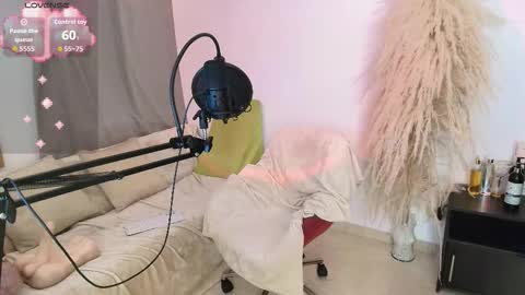 Iseey online show from 19, 2, 2026