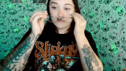 Yiz online show from 28, 3, 2026