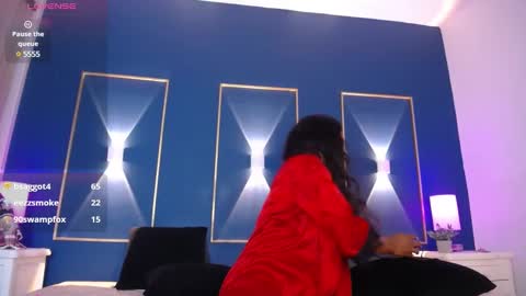 Snapshot of issyrosse chatting on 5, 12, 2024 Isabelle online show from 5, 12, 2024