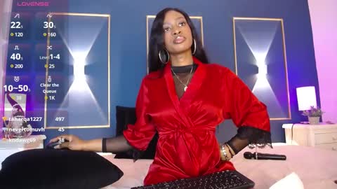 Snapshot of issyrosse chatting on 11, 1, 2025 Isabelle online show from 11, 1, 2025
