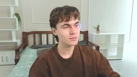 Maks online show from 1, 1, 2025