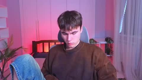 Maks online show from 4, 2, 2025