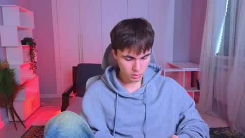 Maks online show from 10, 2, 2025