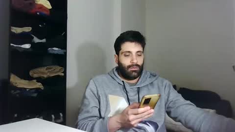 italianboybcn online show from 21, 1, 2025