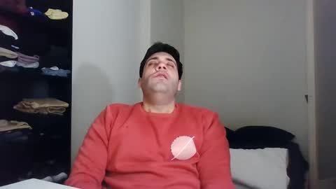 italianboybcn online show from 31, 1, 2025