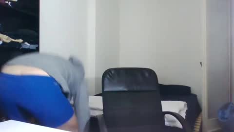 italianboybcn online show from 23, 2, 2025