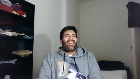 italianboybcn online show from 5, 3, 2025