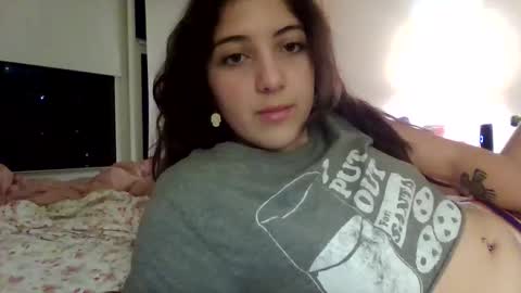 Snapshot of italiankittyx chatting on 8, 2, 2026 ItalianKitty online show from 8, 2, 2026