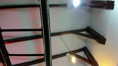 Italo Moore online show from 28, 11, 2025