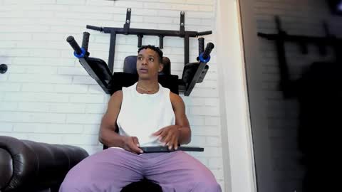 Italo Moore online show from 12, 1, 2026