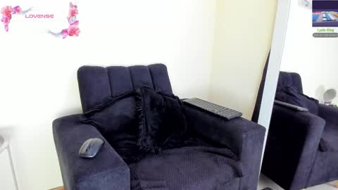 Snapshot of its__angelica_ chatting on 2, 2, 2026 Angelica online show from 2, 2, 2026