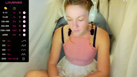 Lily online show from 14, 12, 2025