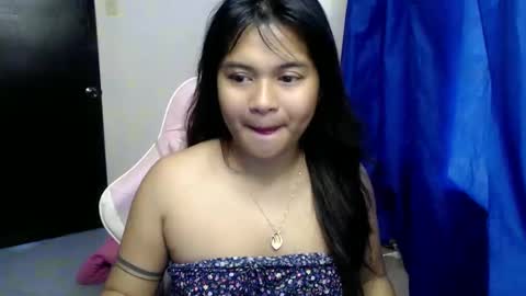 Snapshot of its_me_mia chatting on 4, 3, 2025 Its me mia online show from 4, 3, 2025