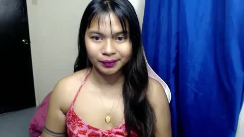Snapshot of its_me_mia chatting on 5, 3, 2025 Its me mia online show from 5, 3, 2025