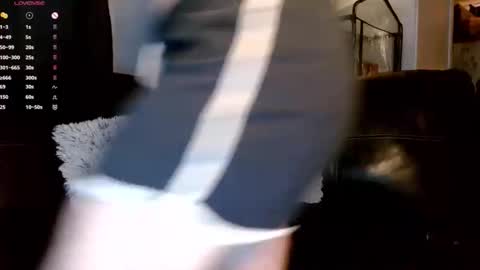 Snapshot of its_pixie chatting on 14, 4, 2026 Pixie online show from 14, 4, 2026