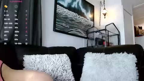 Snapshot of its_pixie chatting on 16, 4, 2026 Pixie online show from 16, 4, 2026