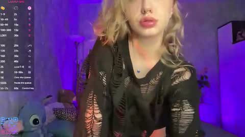 Snapshot of itsevedarkside_ chatting on 11, 6, 2026 Eva online show from 11, 6, 2026