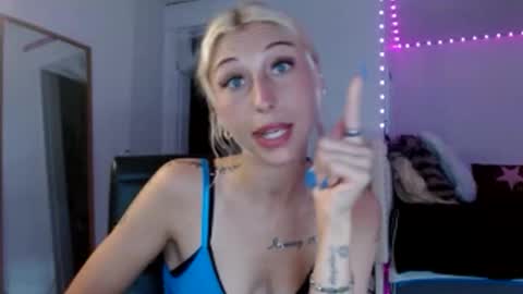 itsirelandbby online show from 14, 4, 2026