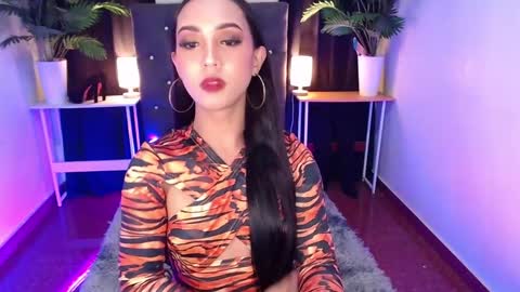 Snapshot of itsmesofiaa69 chatting on 27, 9, 2025 Sofia online show from 27, 9, 2025