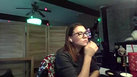 Snapshot of itsmesophie_x chatting on 18, 11, 2025 ItsMeSophie X online show from 18, 11, 2025