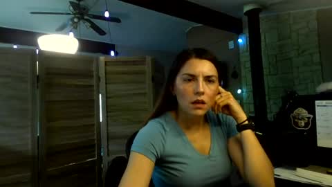 Snapshot of itsmesophie_x chatting on 25, 6, 2026 ItsMeSophie X online show from 25, 6, 2026