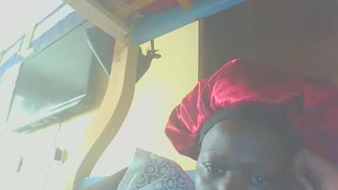 Snapshot of itsqueen_blacq chatting on 21, 9, 2025 Queen blacq online show from 21, 9, 2025