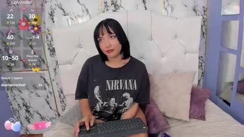 Snapshot of itsuki_n chatting on 9, 9, 2025 Itsuki N online show from 9, 9, 2025