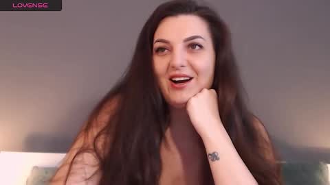 Snapshot of itsyourlady chatting on 24, 2, 2026 Melissa Khaan online show from 24, 2, 2026