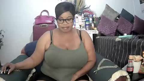 itumeleng74 online show from 2, 2, 2025