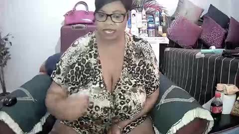 itumeleng74 online show from 2, 2, 2025