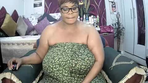 itumeleng74 online show from 20, 2, 2025