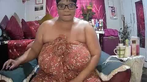 itumeleng74 online show from 17, 10, 2025