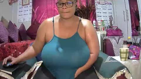 Snapshot of itumeleng74 chatting on 24, 4, 2026 itumeleng74 online show from 24, 4, 2026
