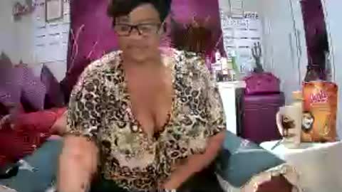 Snapshot of itumeleng74 chatting on 27, 6, 2026 itumeleng74 online show from 27, 6, 2026