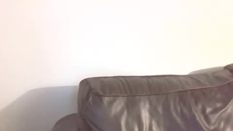 Snapshot of itwasallyellow chatting on 19, 12, 2024 looking to fap with someone on cam online show from 19, 12, 2024